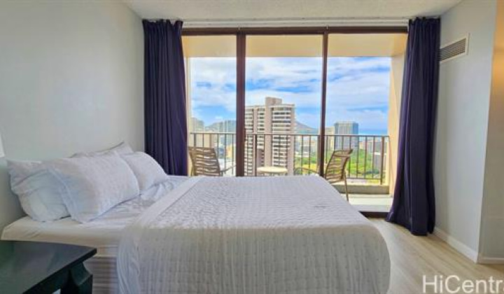 411 Hobron Lane,Honolulu,Hawaii,96815,1 ベッドルーム ベッドルーム,1 バスルームバスルーム,コンド / タウンハウス,Hobron,37,18879294