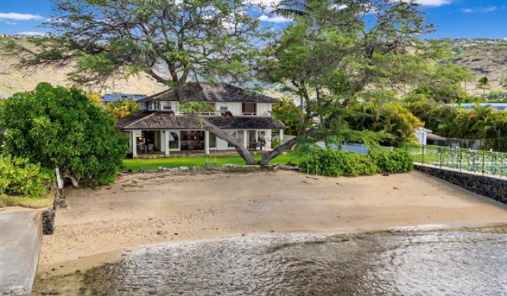 5245 Kalanianaole Highway,Honolulu,Hawaii,96821,4 ベッドルーム ベッドルーム,4 バスルームバスルーム,一戸建て,Kalanianaole,18879474