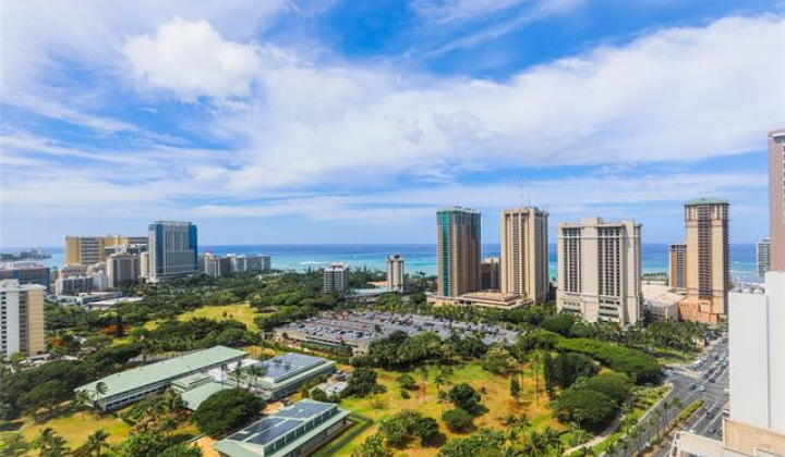 1925 Kalakaua Avenue,Honolulu,Hawaii,96815,1 ベッドルーム ベッドルーム,1 バスルームバスルーム,コンド / タウンハウス,Kalakaua,10,18879951