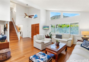 1338 Kuuna Place,Kailua,Hawaii,96734,4 ベッドルーム ベッドルーム,2 バスルームバスルーム,一戸建て,Kuuna,18879986