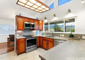 1338 Kuuna Place,Kailua,Hawaii,96734,4 ベッドルーム ベッドルーム,2 バスルームバスルーム,一戸建て,Kuuna,18879986