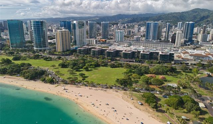 1388 Ala Moana Boulevard,Honolulu,Hawaii,96814,3 ベッドルーム ベッドルーム,3 バスルームバスルーム,コンド / タウンハウス,Ala Moana,1,18880058