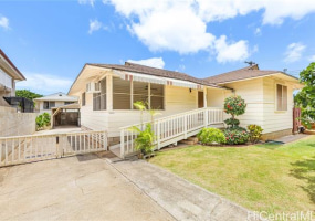 621 22nd Avenue,Honolulu,Hawaii,96816,3 ベッドルーム ベッドルーム,2 バスルームバスルーム,一戸建て,22nd,18880251