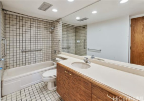 60 Beretania Street,Honolulu,Hawaii,96817,2 ベッドルーム ベッドルーム,2 バスルームバスルーム,コンド / タウンハウス,Beretania,4,18881011