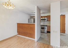 60 Beretania Street,Honolulu,Hawaii,96817,2 ベッドルーム ベッドルーム,2 バスルームバスルーム,コンド / タウンハウス,Beretania,4,18881011