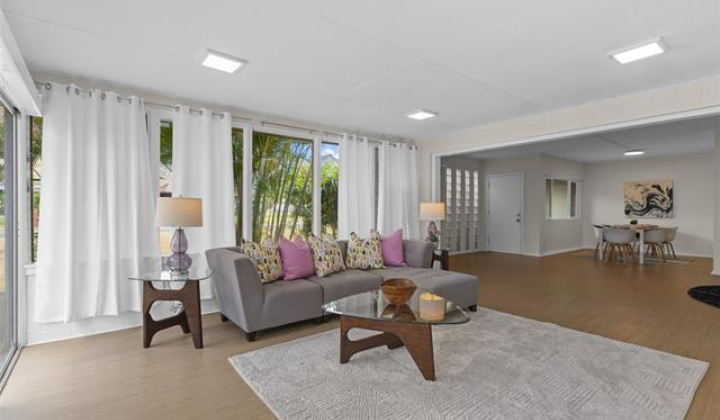 5249 Apo Drive,Honolulu,Hawaii,96821,4 ベッドルーム ベッドルーム,1 バスルームバスルーム,一戸建て,Apo,18881104