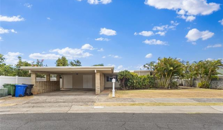 5249 Apo Drive,Honolulu,Hawaii,96821,4 ベッドルーム ベッドルーム,1 バスルームバスルーム,一戸建て,Apo,18881104