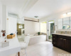 532 Portlock Road,Honolulu,Hawaii,96825,4 ベッドルーム ベッドルーム,4 バスルームバスルーム,一戸建て,Portlock,18881507