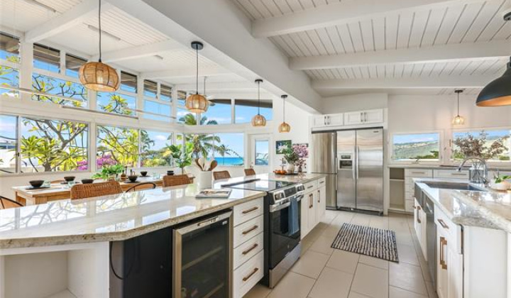 532 Portlock Road,Honolulu,Hawaii,96825,4 ベッドルーム ベッドルーム,4 バスルームバスルーム,一戸建て,Portlock,18881507