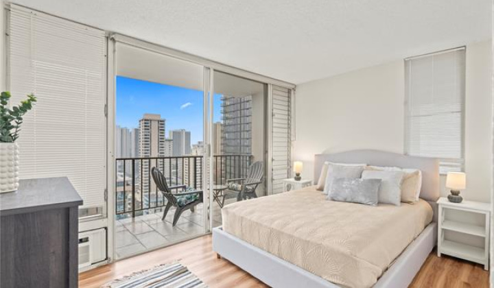 2345 Ala Wai Boulevard,Honolulu,Hawaii,96815,2 ベッドルーム ベッドルーム,2 バスルームバスルーム,コンド / タウンハウス,Ala Wai,22,18881615