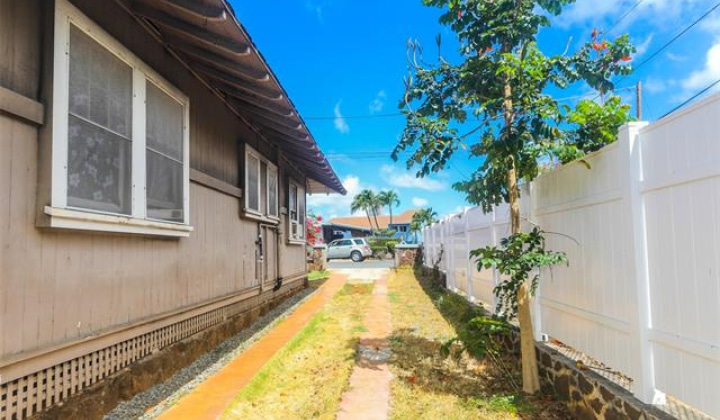 1017 2nd Avenue,Honolulu,Hawaii,96816,3 ベッドルーム ベッドルーム,1 バスルームバスルーム,一戸建て,2nd,18882079