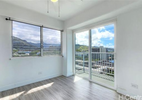 1635 Dole Street,Honolulu,Hawaii,96822,2 ベッドルーム ベッドルーム,1 バスルームバスルーム,コンド / タウンハウス,Dole,13,18882278
