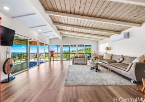 1947 Alaeloa Street,Honolulu,Hawaii,96821,7 ベッドルーム ベッドルーム,5 バスルームバスルーム,一戸建て,Alaeloa,18883097