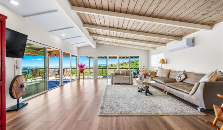 1947 Alaeloa Street,Honolulu,Hawaii,96821,7 ベッドルーム ベッドルーム,5 バスルームバスルーム,一戸建て,Alaeloa,18883097