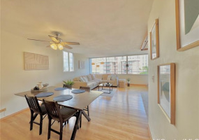 435 Seaside Avenue,Honolulu,Hawaii,96815,1 ベッドルーム ベッドルーム,1 バスルームバスルーム,コンド / タウンハウス,Seaside,7,18883098