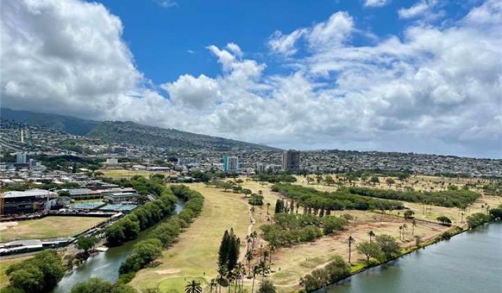 2211 Ala Wai Boulevard,Honolulu,Hawaii,96815,1 ベッドルーム ベッドルーム,1 バスルームバスルーム,コンド / タウンハウス,Ala Wai,27,18884111