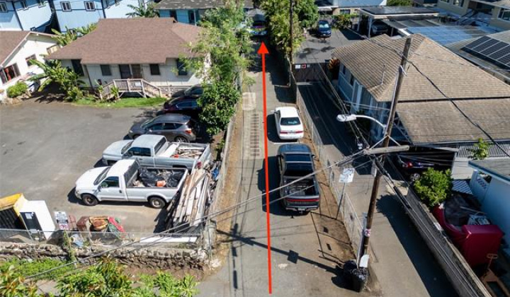 815 Lopez Lane,Honolulu,Hawaii,96817,12 ベッドルーム ベッドルーム,12 バスルームバスルーム,一戸建て,Lopez,18884568