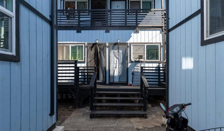 815 Lopez Lane,Honolulu,Hawaii,96817,12 ベッドルーム ベッドルーム,12 バスルームバスルーム,一戸建て,Lopez,18884568