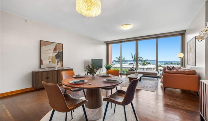 1555 Kapiolani Boulevard,Honolulu,Hawaii,96814,3 ベッドルーム ベッドルーム,3 バスルームバスルーム,コンド / タウンハウス,Kapiolani,9,18884902
