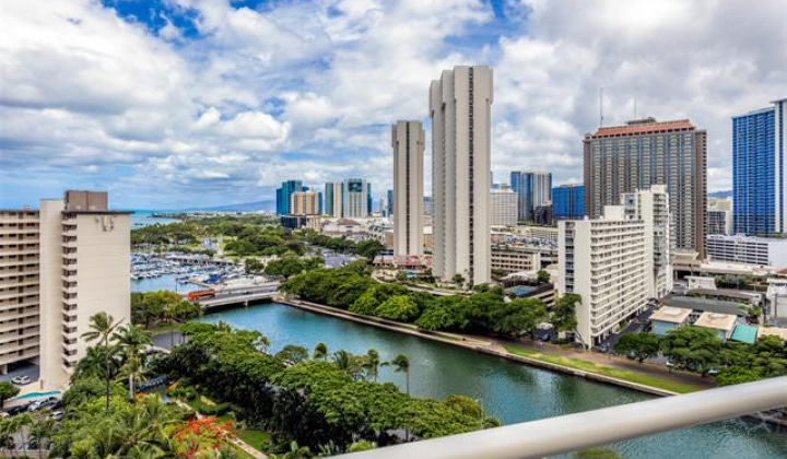 1551 Ala Wai Boulevard,Honolulu,Hawaii,96815,2 ベッドルーム ベッドルーム,2 バスルームバスルーム,コンド / タウンハウス,Ala Wai,16,18885048