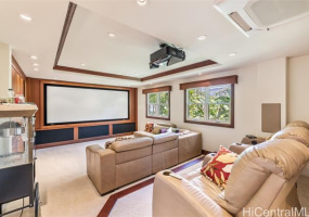 255/257 Portlock Road,Honolulu,Hawaii,96825,6 Bedrooms Bedrooms,7 BathroomsBathrooms,Single family,Portlock,18886581