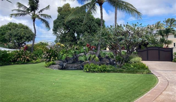 255/257 Portlock Road,Honolulu,Hawaii,96825,6 Bedrooms Bedrooms,7 BathroomsBathrooms,Single family,Portlock,18886581