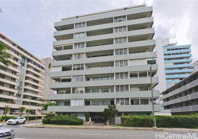2015 Ala Wai Boulevard,Honolulu,Hawaii,96815,2 ベッドルーム ベッドルーム,1 バスルームバスルーム,コンド / タウンハウス,Ala Wai,8,18887393