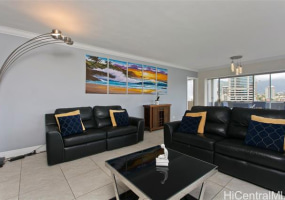 2015 Ala Wai Boulevard,Honolulu,Hawaii,96815,2 ベッドルーム ベッドルーム,1 バスルームバスルーム,コンド / タウンハウス,Ala Wai,8,18887393