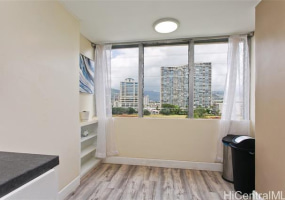 2015 Ala Wai Boulevard,Honolulu,Hawaii,96815,2 ベッドルーム ベッドルーム,1 バスルームバスルーム,コンド / タウンハウス,Ala Wai,8,18887393