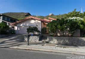 1244 Mokuhano Street,Honolulu,Hawaii,96825,4 ベッドルーム ベッドルーム,2 バスルームバスルーム,一戸建て,Mokuhano,18887745