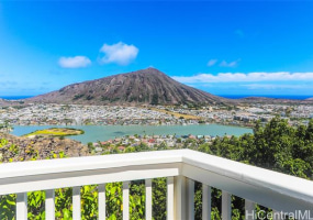 915 Kaluanui Road,Honolulu,Hawaii,96825,4 ベッドルーム ベッドルーム,2 バスルームバスルーム,一戸建て,Kaluanui,18888550