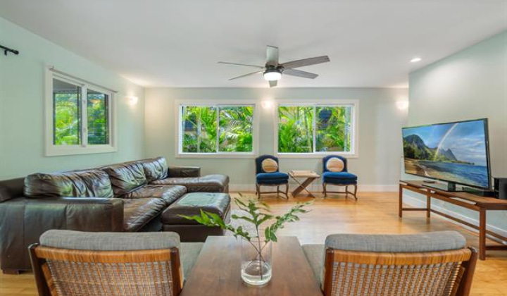 567 Kawailoa Road,Kailua,Hawaii,96734,4 ベッドルーム ベッドルーム,3 バスルームバスルーム,一戸建て,Kawailoa,18889402