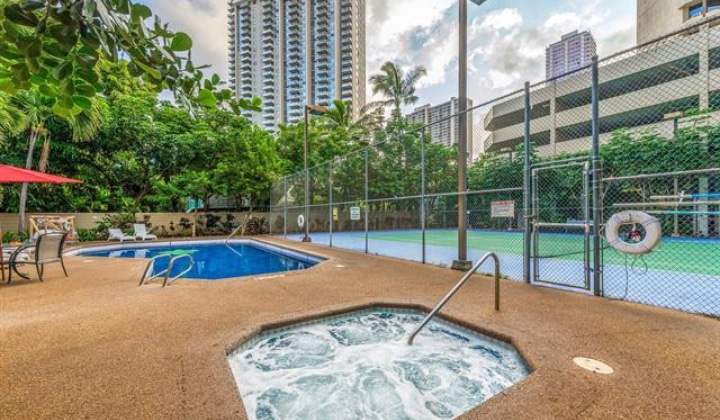 1700 Ala Moana Boulevard,Honolulu,Hawaii,96815,1 バスルームバスルーム,コンド / タウンハウス,Ala Moana,27,18892091