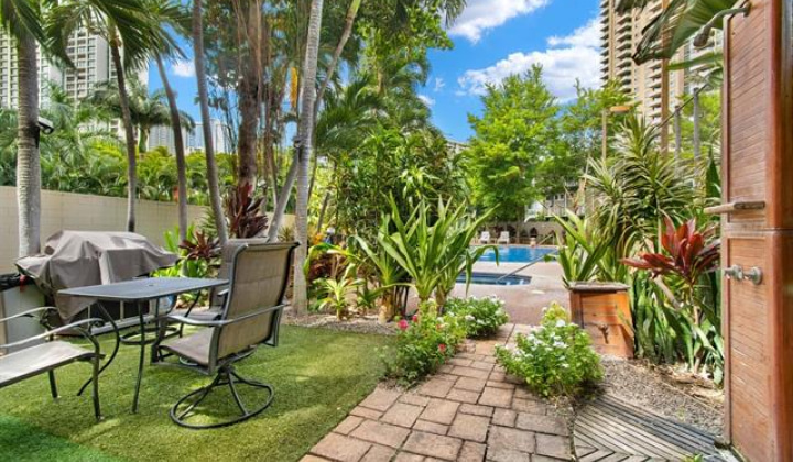 1700 Ala Moana Boulevard,Honolulu,Hawaii,96815,1 バスルームバスルーム,コンド / タウンハウス,Ala Moana,27,18892091