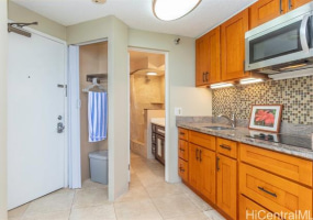 1700 Ala Moana Boulevard,Honolulu,Hawaii,96815,1 バスルームバスルーム,コンド / タウンハウス,Ala Moana,27,18892091