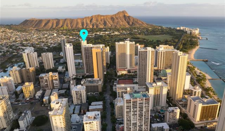 229 Paoakalani Avenue,Honolulu,Hawaii,96815,1 ベッドルーム ベッドルーム,1 バスルームバスルーム,コンド / タウンハウス,Paoakalani,37,18892424