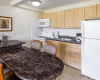 229 Paoakalani Avenue,Honolulu,Hawaii,96815,1 ベッドルーム ベッドルーム,1 バスルームバスルーム,コンド / タウンハウス,Paoakalani,37,18892424