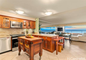 2895 Kalakaua Avenue,Honolulu,Hawaii,96815,3 ベッドルーム ベッドルーム,3 バスルームバスルーム,コンド / タウンハウス,Kalakaua,13,18893032