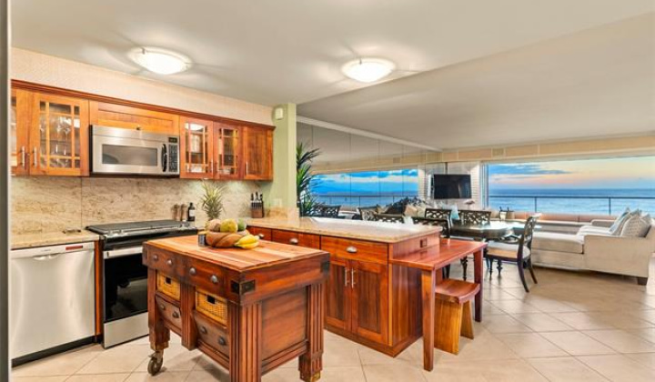 2895 Kalakaua Avenue,Honolulu,Hawaii,96815,3 ベッドルーム ベッドルーム,3 バスルームバスルーム,コンド / タウンハウス,Kalakaua,13,18893032