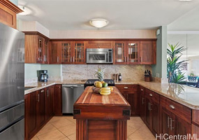 2895 Kalakaua Avenue,Honolulu,Hawaii,96815,3 ベッドルーム ベッドルーム,3 バスルームバスルーム,コンド / タウンハウス,Kalakaua,13,18893032