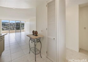 1160 Ala Napunani Street,Honolulu,Hawaii,96818,2 ベッドルーム ベッドルーム,1 バスルームバスルーム,コンド / タウンハウス,Ala Napunani,8,18895562