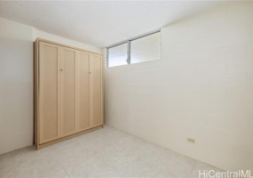 1160 Ala Napunani Street,Honolulu,Hawaii,96818,2 ベッドルーム ベッドルーム,1 バスルームバスルーム,コンド / タウンハウス,Ala Napunani,8,18895562
