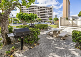 1160 Ala Napunani Street,Honolulu,Hawaii,96818,2 ベッドルーム ベッドルーム,1 バスルームバスルーム,コンド / タウンハウス,Ala Napunani,8,18895562