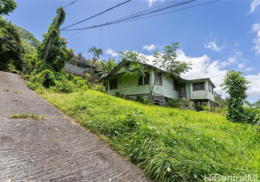 2871-F Kalihi Street,Honolulu,Hawaii,96819,6 ベッドルーム ベッドルーム,3 バスルームバスルーム,一戸建て,Kalihi,18896110