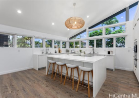 243 Portlock Road,Honolulu,Hawaii,96825,5 ベッドルーム ベッドルーム,4 バスルームバスルーム,一戸建て,Portlock,18896163
