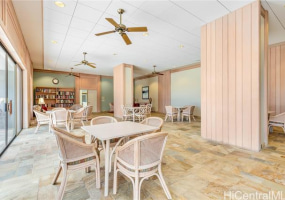 999 Wilder Avenue,Honolulu,Hawaii,96822,1 ベッドルーム ベッドルーム,1 バスルームバスルーム,コンド / タウンハウス,Wilder,11,18897445