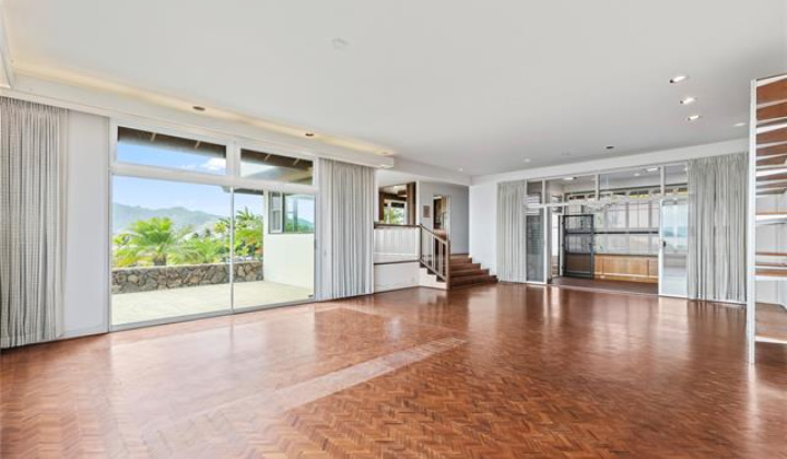 57 Moloaa Street,Honolulu,Hawaii,96825,3 ベッドルーム ベッドルーム,3 バスルームバスルーム,一戸建て,Moloaa,18897527
