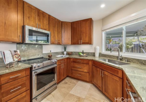 606 Kaha Street,Kailua,Hawaii,96734,4 ベッドルーム ベッドルーム,3 バスルームバスルーム,一戸建て,Kaha,18898707