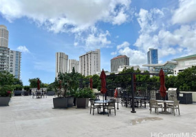 1717 Ala Wai Boulevard,Honolulu,Hawaii,96815,2 ベッドルーム ベッドルーム,2 バスルームバスルーム,コンド / タウンハウス,Ala Wai,5,18900616