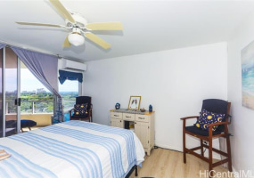 2600 Pualani Way,Honolulu,Hawaii,96815,2 ベッドルーム ベッドルーム,2 バスルームバスルーム,コンド / タウンハウス,Pualani,12,18901371